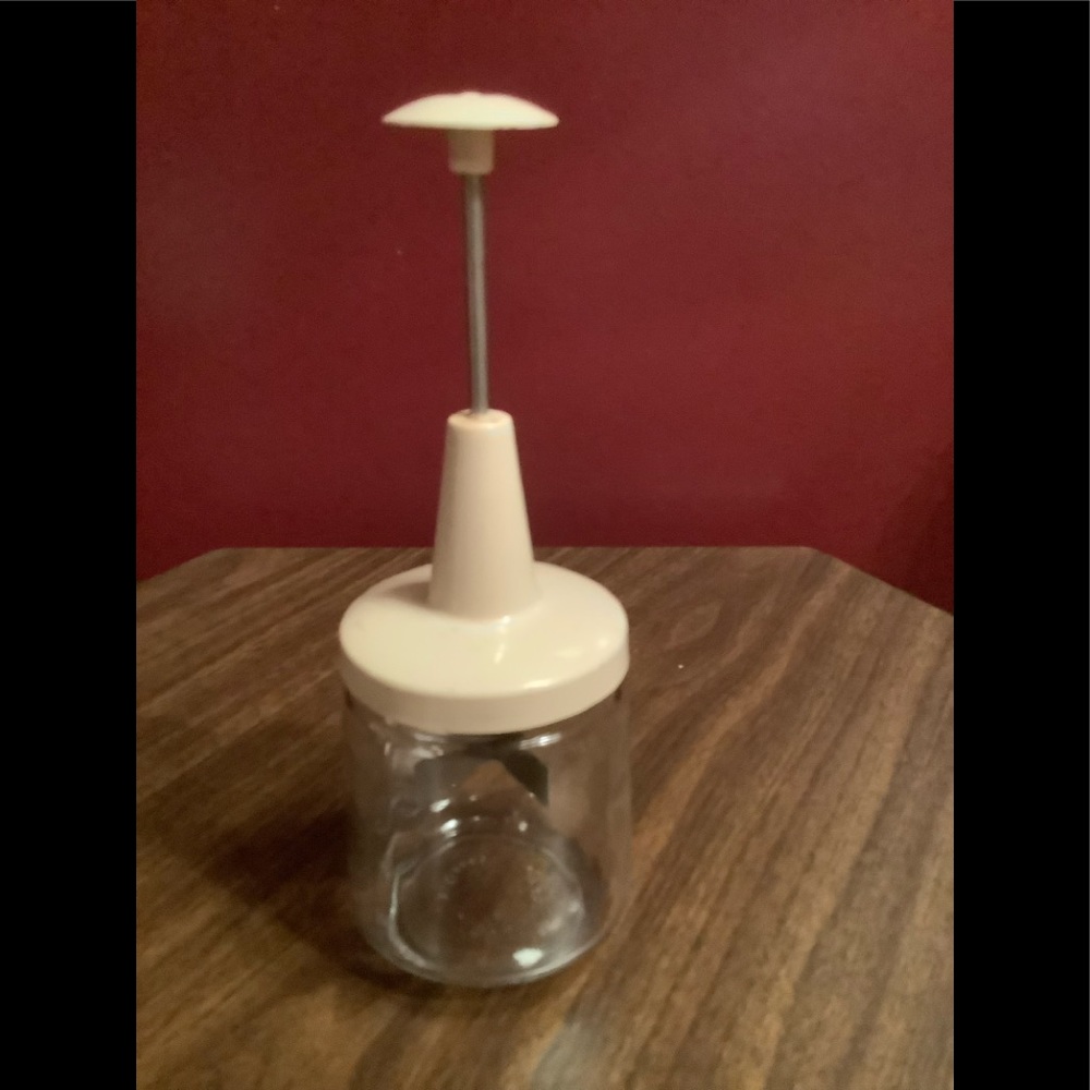 Vintage Androck glass manual food chopper. 1970s